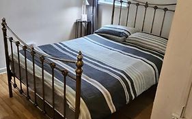 No Frills & Nothing Fancy 1 Bed Studio City Centre