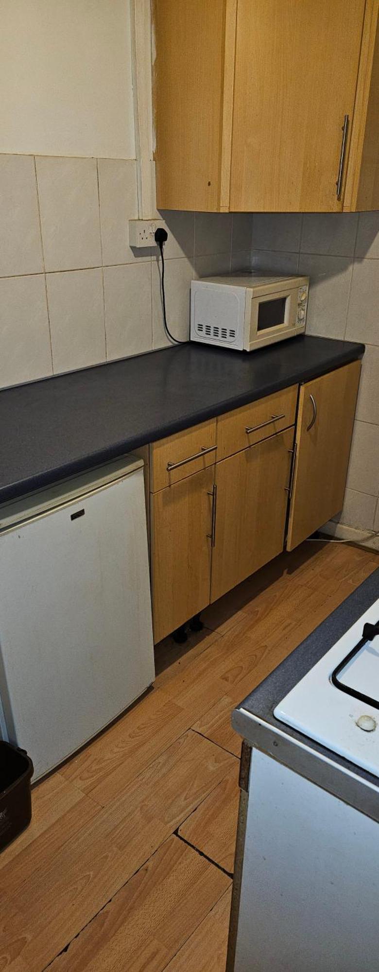 No Frills & Nothing Fancy 1 Bed Studio City Centre Cardiff Exterior photo